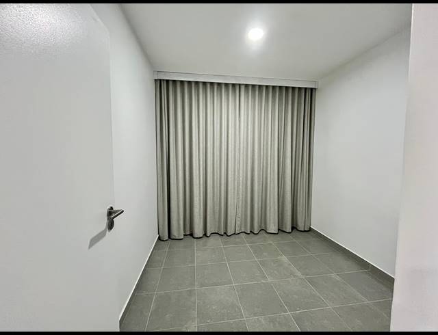 3 BEDROOM APARTMENT TO LET IN SHEFFIELD BEACH